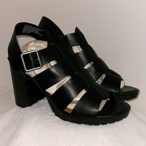 Universal Thread Strapped Block Heel Black Sandals Women's  Size 11 NWOT